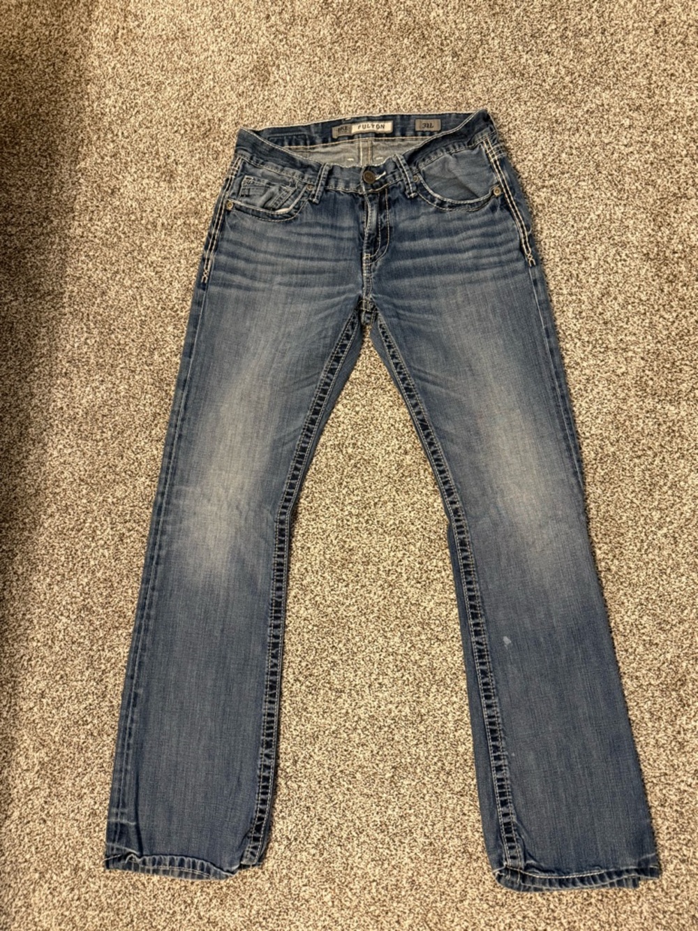 BKE Men’s Bootcut Jeans in Washed Blue